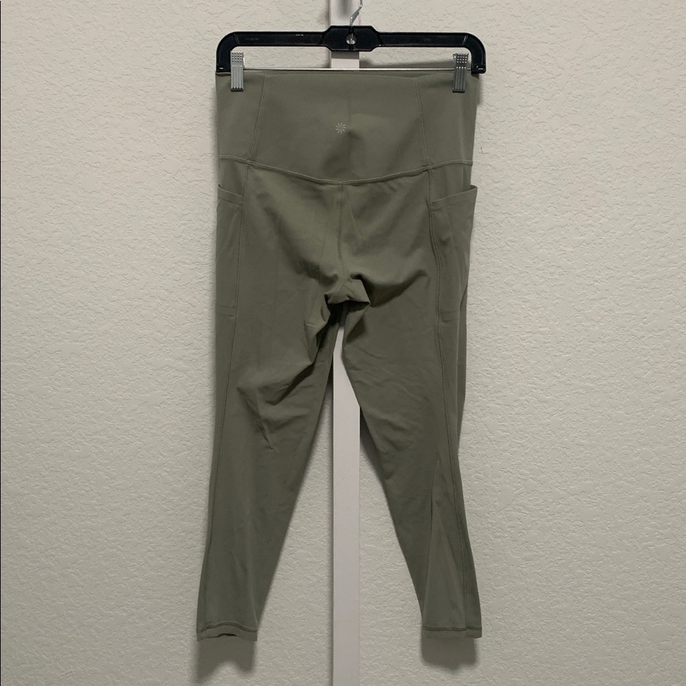 Athleta Salutation Stash Green 7/8 Leggings - Picture 4 of 9